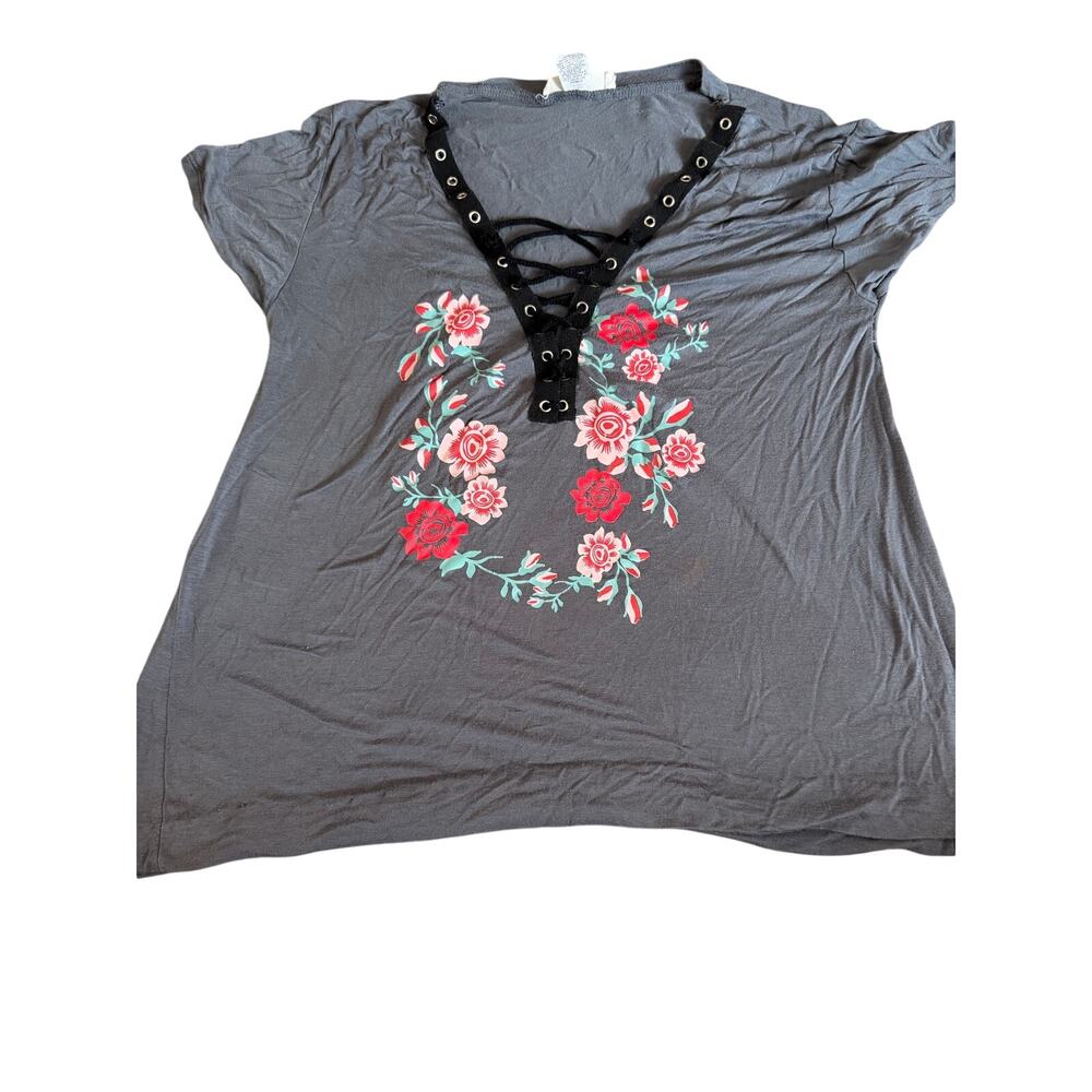 Urban Rebel Brooklyn Floral Lace Up V-Neck Top Gray Women's Size XL Boho Grunge